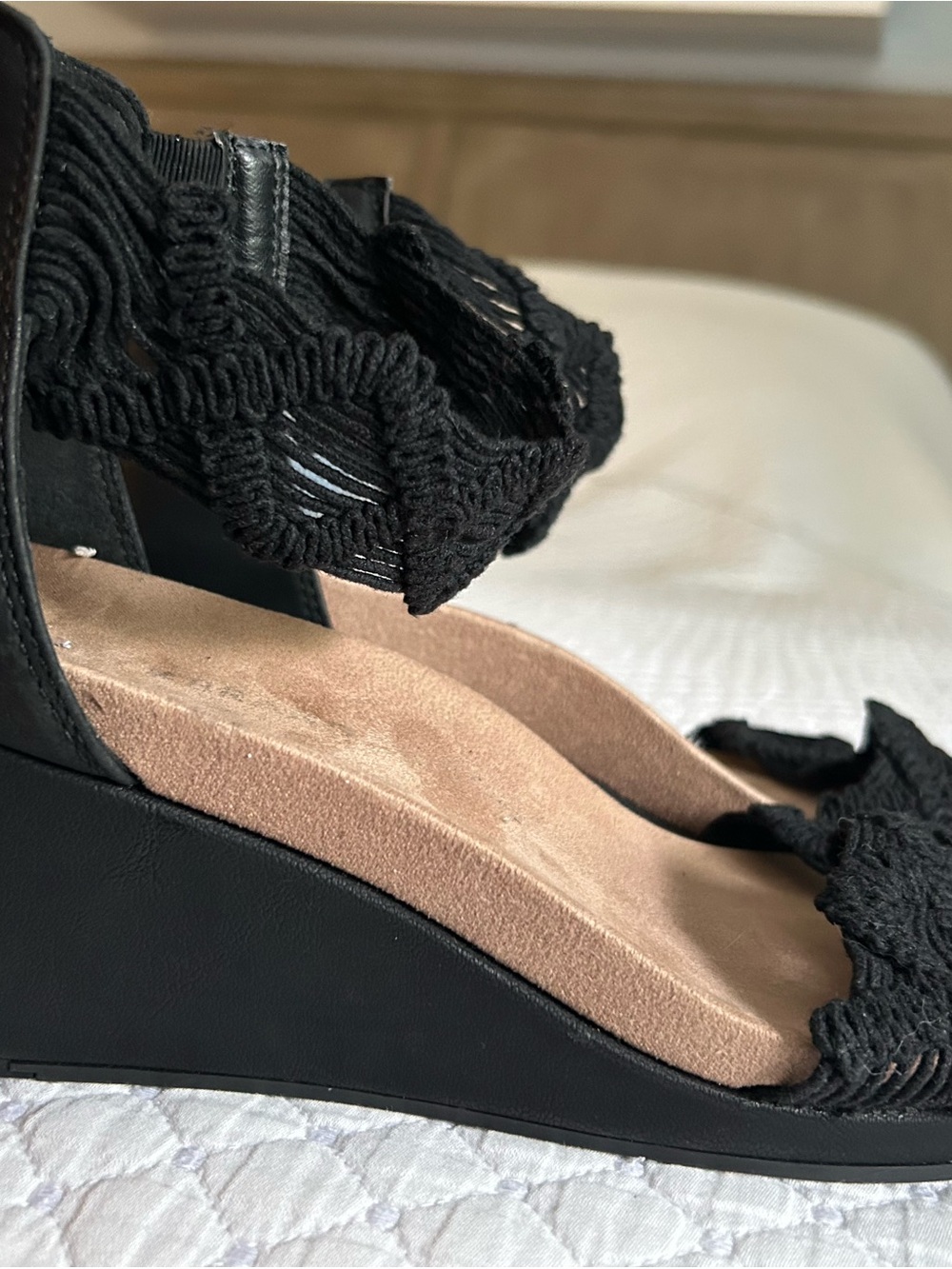 Lucky Brand Black Wedge Sandals with Sculpted Straps